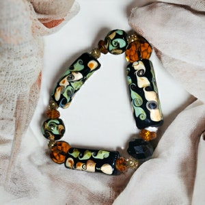 Bracelet, Vintage Art Glass Swirl Design Yellow Green Stretch Bracelet, Boho Chic