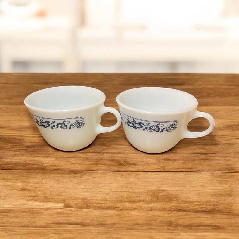 Pyrex G2 Pyrex Old Town Blue Floral Milk Glass Tea/coffee Cups (6) Stacking Blue ...