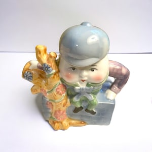Teapot, Feitz Humpty Dumpty Teapot, Vintage Nursery Rhyme, Nursery Decor, Collectible Teapot (S201)