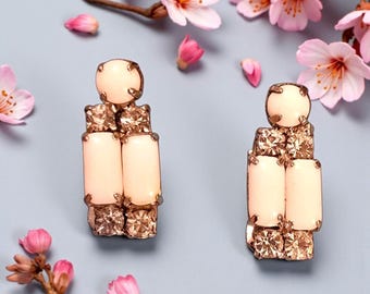 Clip on Earrings Milk glass and Clear Rhinestone Earrings Silver Tone Vintage (D124)