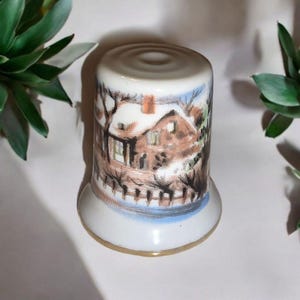 Vintage Porcelain Thimble With Winter Farmhouse Scene & Gold Tone Trim Sewing Collectible, Collectible Thimble (G110)