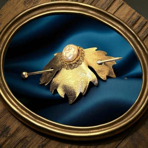 Hair Barrette Large Hair Piece Textured Metal Leaf Faux Baroque Pearl Vintage Hair Accessory (D100)