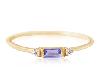 Vintage Tanzanite ring 14k solid gold Tanzanite ring Promise ring Gift for her Dainty Rose gold ring valentine/'s day gift ring