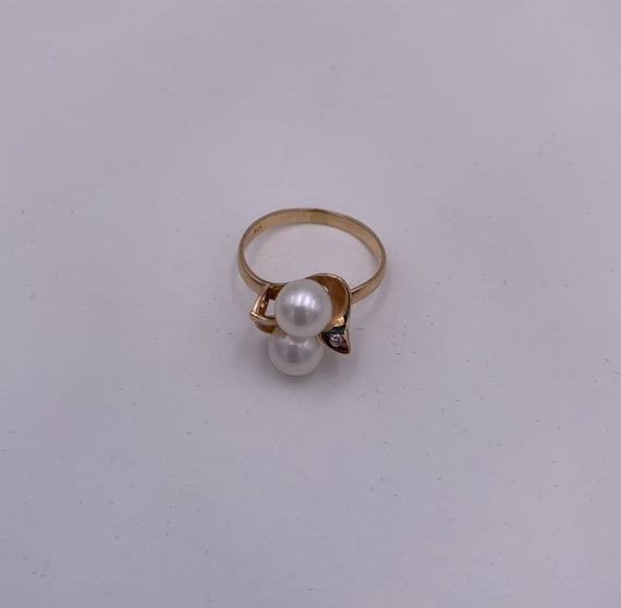 Vintage Modernist 14k Gold 2 Pearl And Diamond Ri… - image 4