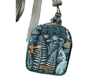 Frog Crossbody Sling Bag Frog Pattern Frog Sling  jungle theme tree frogs perfect for frog collectors spring bag