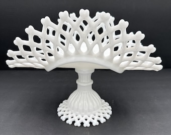Vtg Westmoreland WG Milk Glass Open Lace Pedestal Banana Bowl Centerpiece