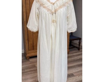 Vtg sheer peignoir style nightgown with lace trim and empire waist Lingerie M