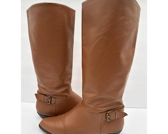 Vtg 80s  Brown Camel Leather Slouch Boots Flat Heel Under Knee Size 8 1/2