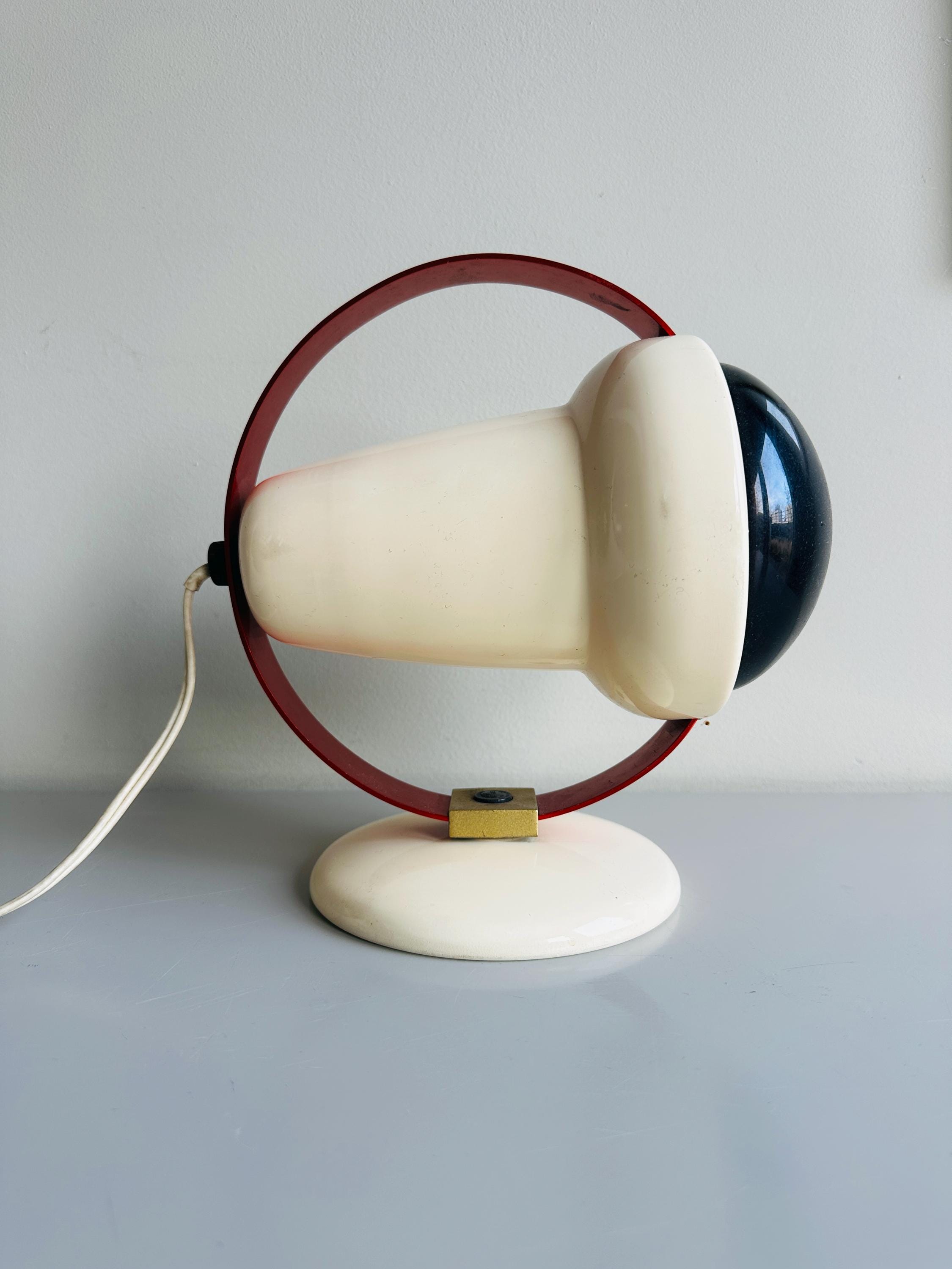 Philips infraphil design by Charlotte Perriand. Dutch design.