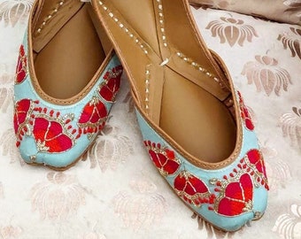 Women traditional Indian handmade leather ballet flats
