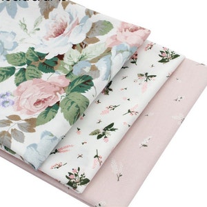 Floral 100% Cotton fabric. Floral fat quarter bundle . Blooming roses.