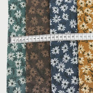 Lot floral de gros quartiers – 5 pièces | Tissu aspect lin 100 % coton | Quilting, patchwork, couture et travaux manuels image 7