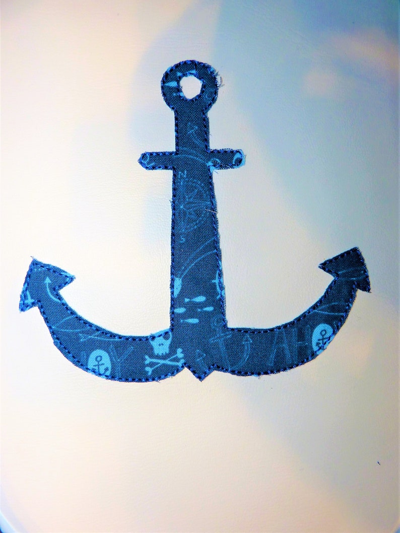 Raggy Anchor Embroidery Design 9 Sizes!