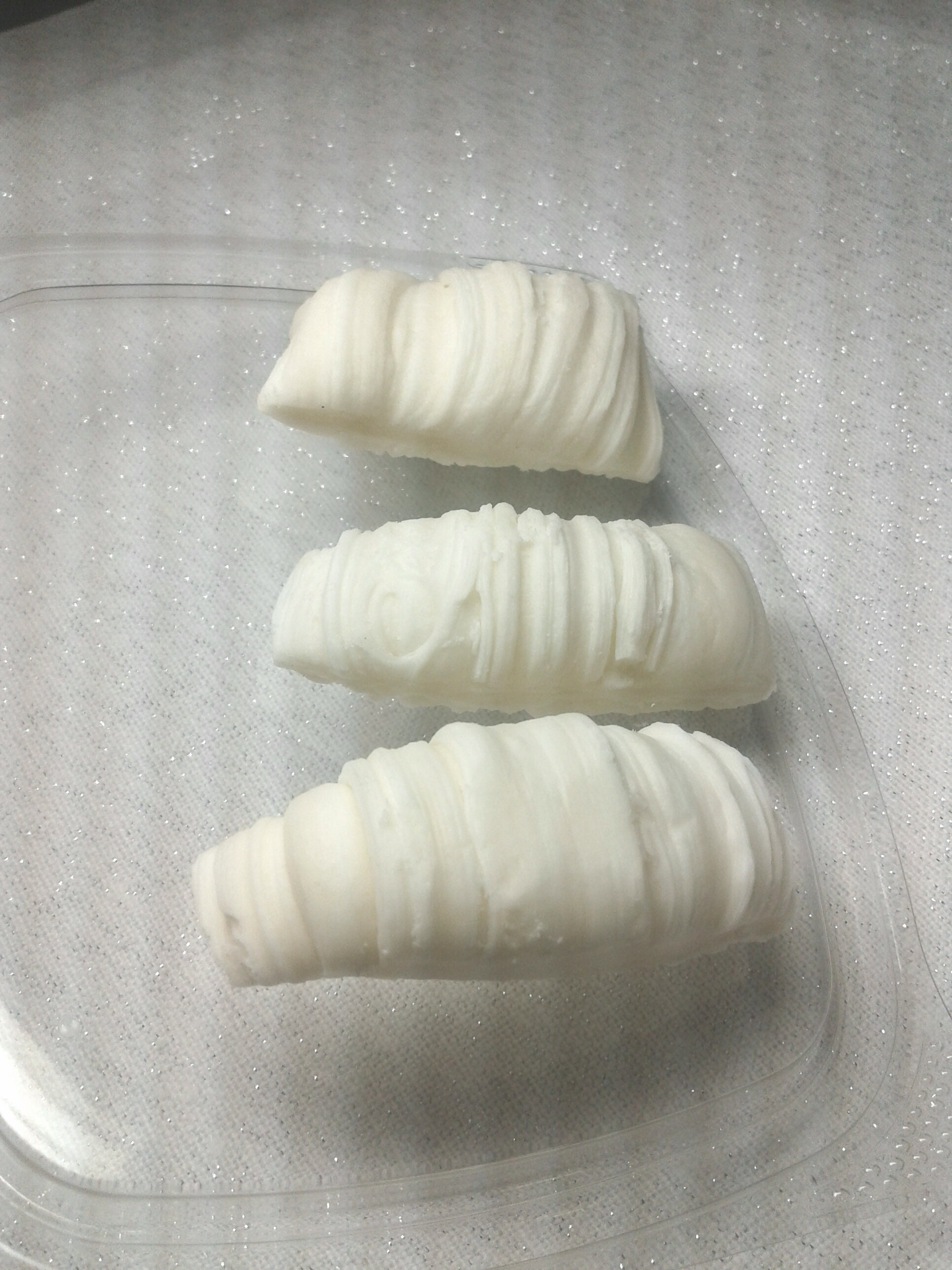 Old fashion Kentucky pulled cream candy/vanilla cream candy