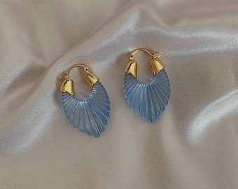 SEPHER. Blue Pastel Shell Chunky Resin Statement Gold Hoop Earrings Unique Retro, Blue Earrings, Pastel Blue Earrings, Baby Blue Earrings,