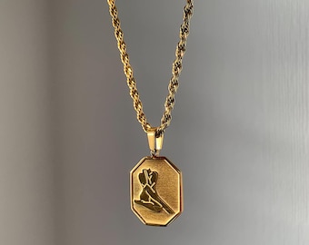 APHRODITE. Imperfect Female Body Gold Pendant Necklace, Gold Woman's Body Necklace, Torso Necklace, Female Torso, Goddess Pendant Necklace