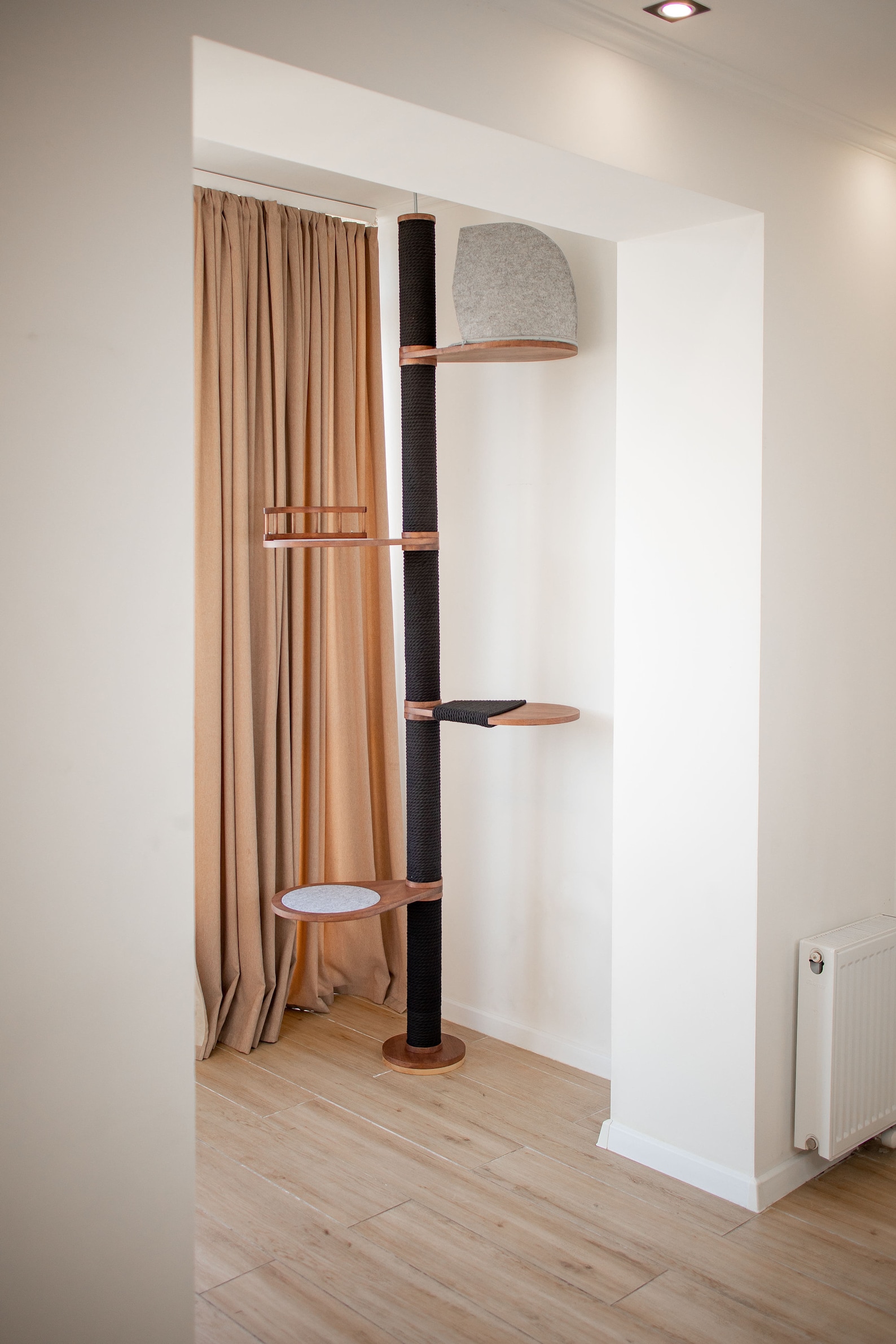 Floor to Ceiling Cat Tree, Adjustable Height Cat Tree, Cat Climbing Tower, Scratching Post