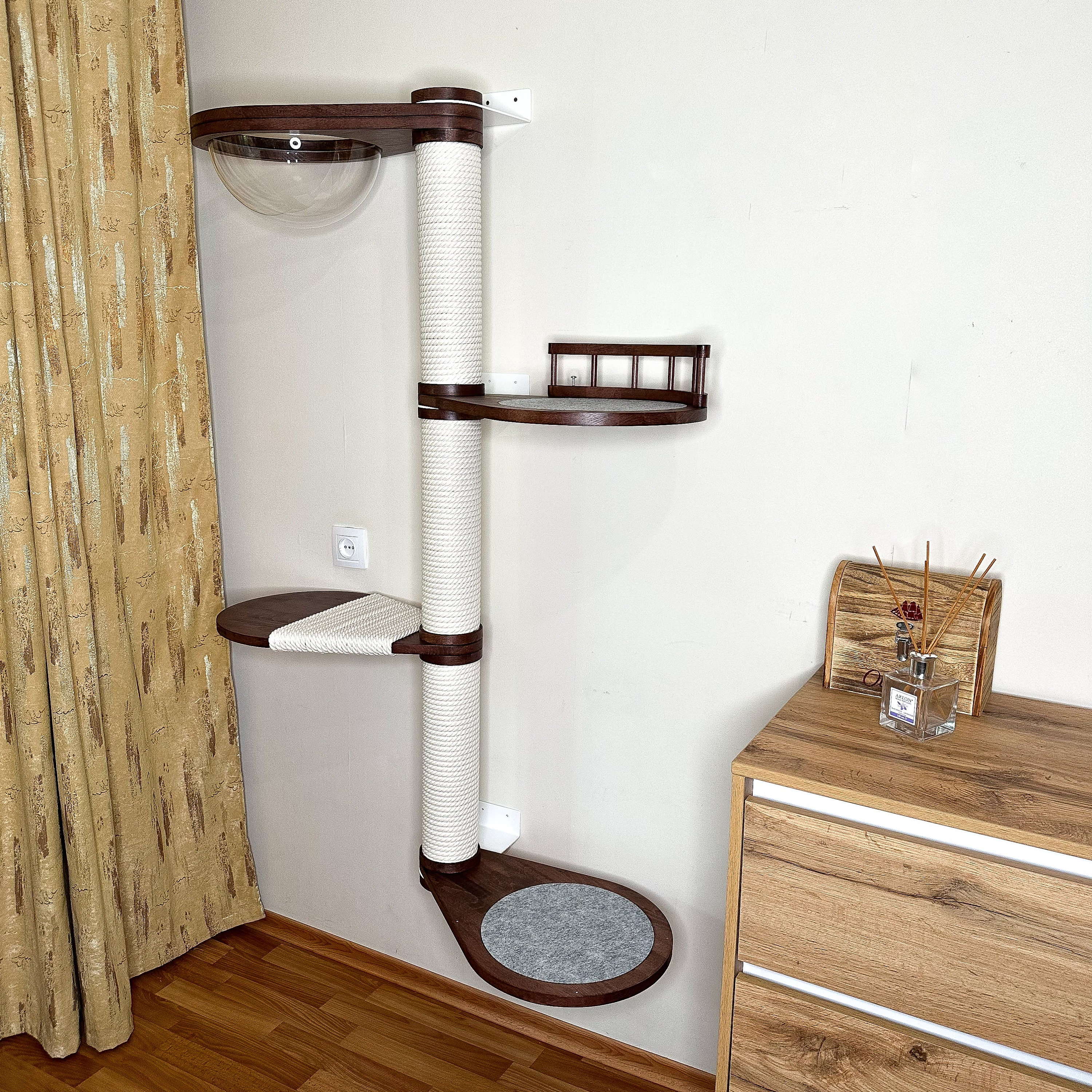 Diy corner 2025 cat tree