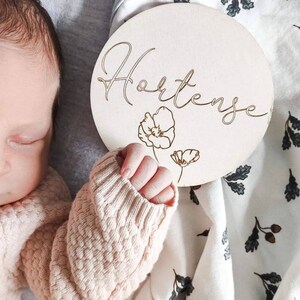 Carte prénom en bois personnalisée – Annonce de naissance – Accessoire photo bébé image 3