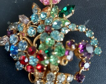 pretty brooches