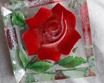 Vintage lucite flower  brooch
