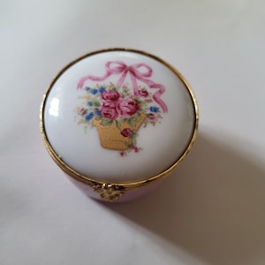 Caja de baratijas vintage de porcelana de Limoges