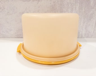 Vintage Tupperware Round Small Cake Carrier, Harvest Gold