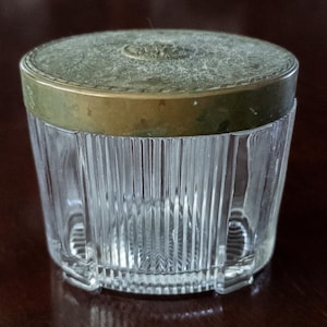 Vintage Art Deco Footed Glass Powder Box Dresser Jar Floral Embossed Brass Lid