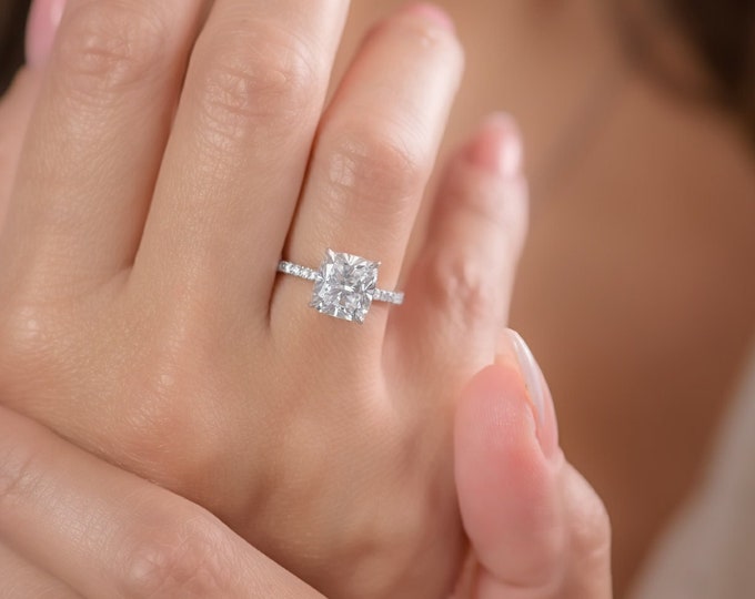 2.5 Carat Cushion Lab Diamond Engagement Ring IGI Certified | CVD | 0.40ct Side Diamonds | Hidden Halo | Custom 14K Gold