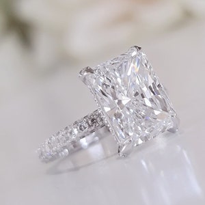 18K Gold Radiant Cut Engagement Ring, 4 Carat Wedding Ring, IGI Certified, 4CT F VS1 Radiant Cut, Lab Grown Diamond Ring, CVD Diamond