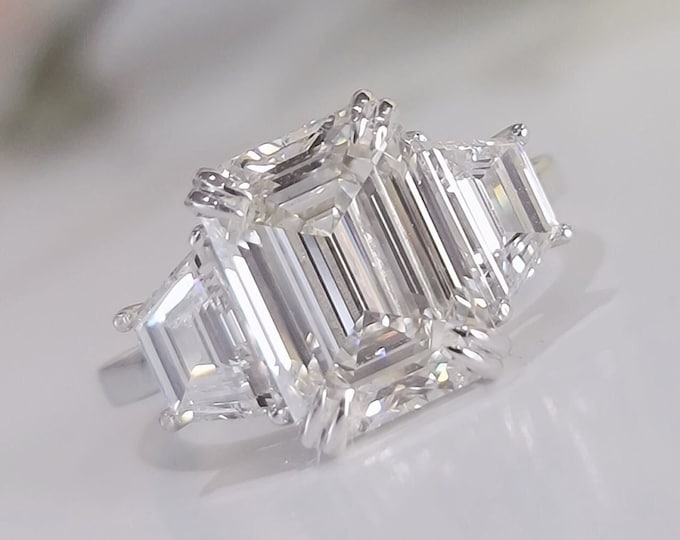 4.70CT Emerald Cut Lab Diamond Ring, 4CT CVD Center, Trapezoid Side Stones, IGI Certified E/F VVS, 3 Stone Engagement Ring, Custom Metal