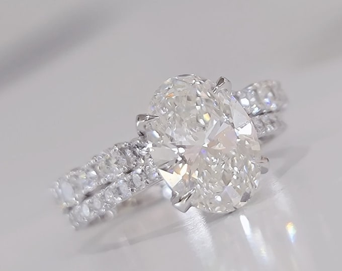 2.5ct Oval Lab Grown Diamond Engagement Ring with Wedding Band – 2ct Center + Accents – IGI Certified CVD E/F VVS – Bridal Set 14k/18k Gold