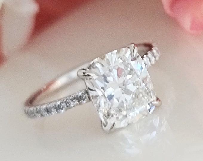 3 Carat Cushion Cut Lab Grown Diamond Engagement Ring, IGI Certified E VVS, Custom 14K Gold, CVD Diamond, Ethical Wedding Ring