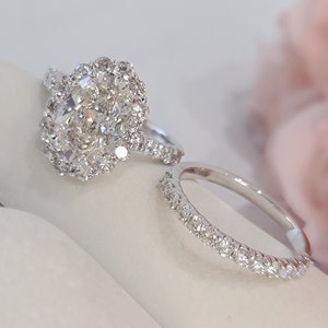 3CT Oval Cut Diamond, Oval Diamond Ring, Oval Halo Ring, 3 Carat Oval Lab Grown Diamond Engagement Ring, CVD Diamond Ring, Bridal Ring Set