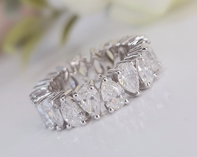 4.45 Carats CVD lab grown diamonds Pear cut Eternity wedding band