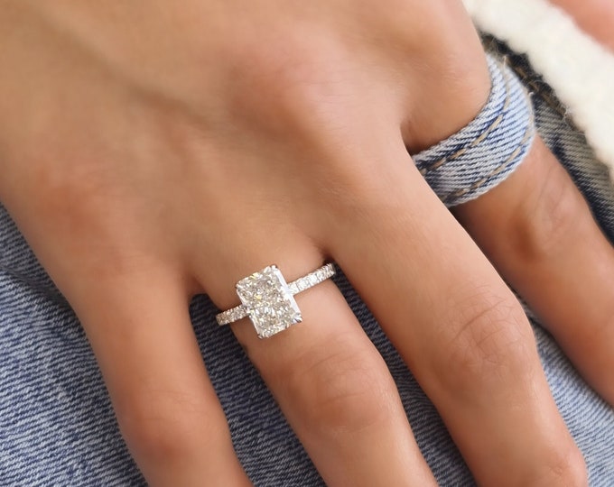 3CT Radiant Cut Lab Diamond Ring, 2.5CT CVD Center, IGI Certified E/F VVS, 14K 18K Platinum Engagement Ring, Ethical Luxury Jewelry