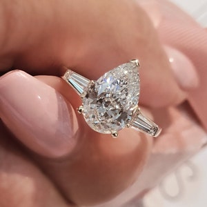 Pear Cut Ring, Three Stone ring, 14K Gold Ring, 3 Carat Lab Grown Diamond Engagement ring, Pear Diamond ring, CVD Diamond, IGI Certified