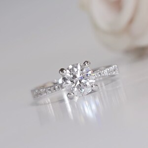 1.10 Carat Round E/VVS2 IGI Certified Total 1.38 Carats Lab Grown Diamond Engagement Ring 14K Gold
