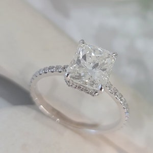 2CT IGI認定ラディアント、F VS1、2カラットラディアントカットダイヤモンド、ラディアントカットダイヤモンドリング、CVDダイヤモンドリング、ラボグロウンダイヤモンドエンゲージリング
