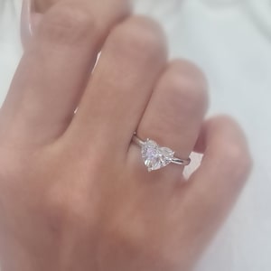 2CT IGI 認定 F VS1 ハート型リング、CVD ラボ グロウン ダイヤモンド、14KT ホワイト ゴールド、薄型バンド、ハート ダイヤモンド リング、2 カラット ハート リング