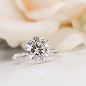 D/VVS2 Clarity 2.5 Carat IGI Certified Round 6 Prongs Solitaire Lab Diamond Engagement Ring 18K White Gold