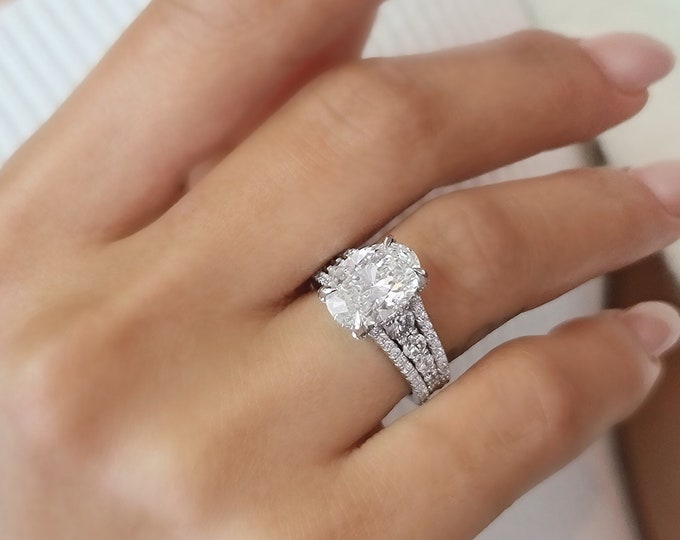 4 Carat Oval E/F Color VVS2 Clarity Diamond Engagement Ring, CVD Diamond Hidden Halo Engagement Ring, Lab Grown Diamond, 14k/18k White Gold