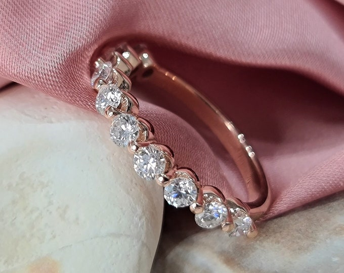 SGL Certified 1 Carats Round Brilliant Cut CVD Lab grown Diamond single prong wedding band