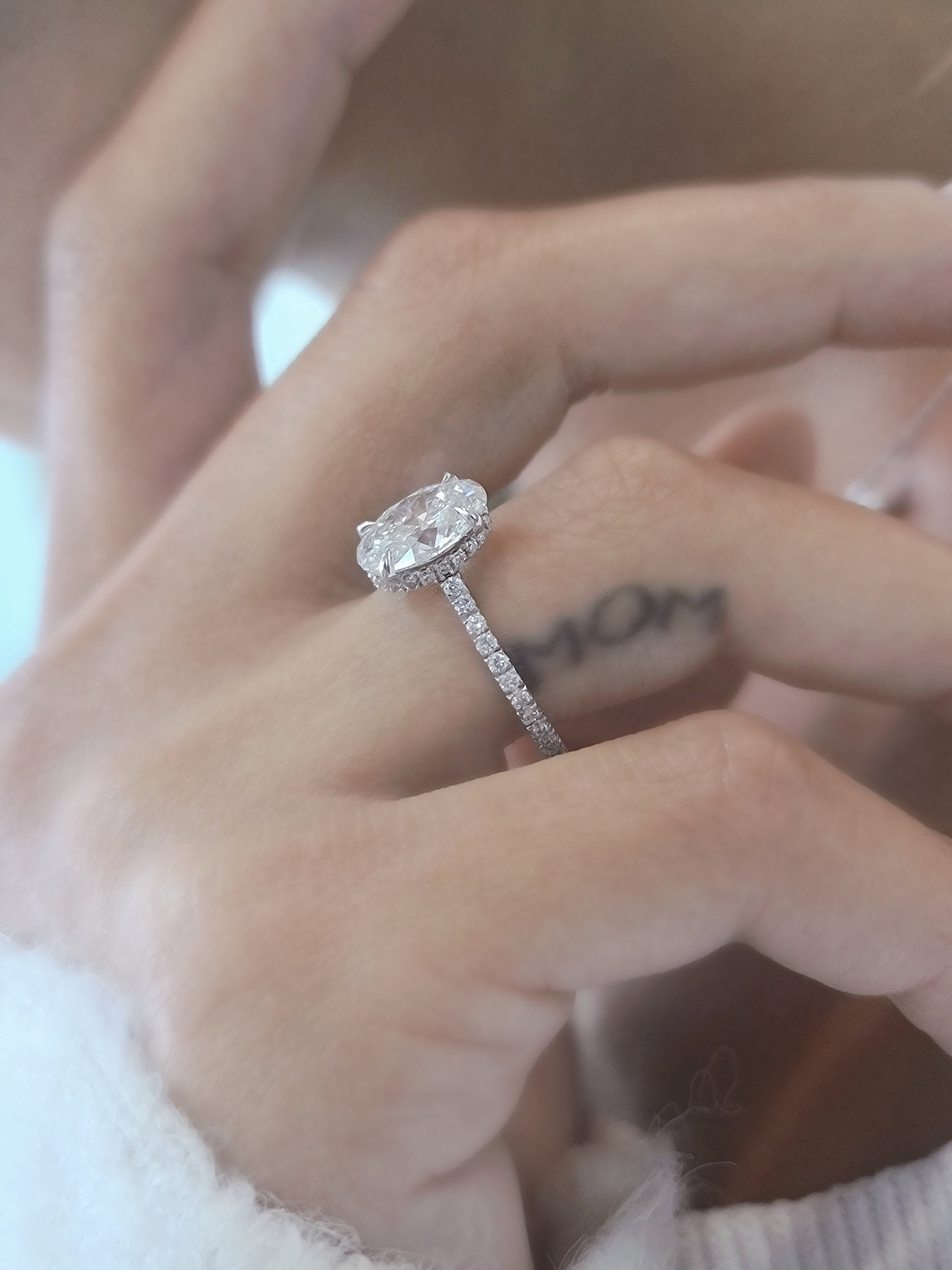 オーバルラボグロウンダイヤモンド2.00ct E-VS1 オーバルラボグロウンダイヤモンドリング 2.00ct E-VS1 18kYG
