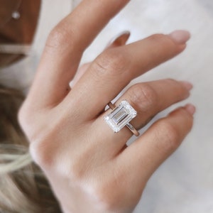 5 Carat Emerald Cut Diamond ring, 5Ct Emerald Diamond Engagement Ring, CVD Diamond, Lab Grown Engagement Ring, E VVS2, IGI CERTIFIED