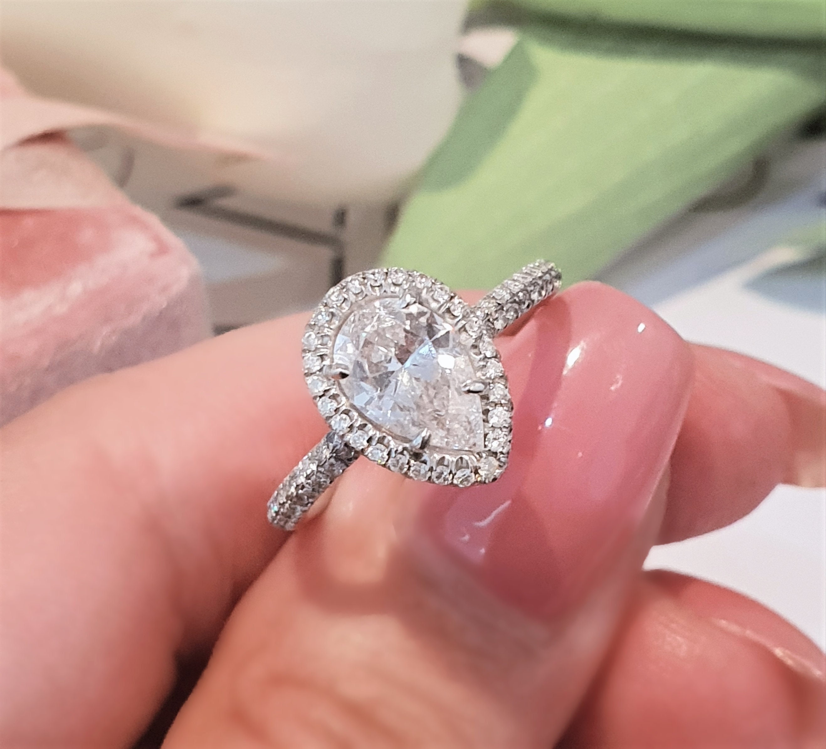 Pear shaped diamond ring tiffany cheap