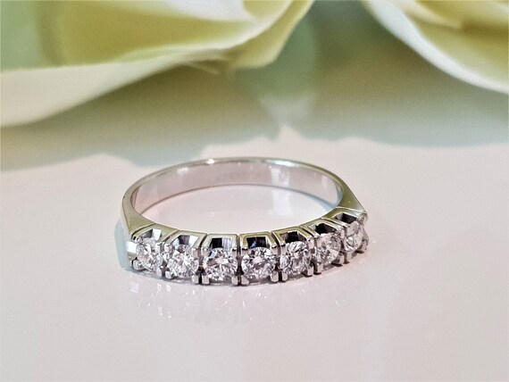Second hand clearance diamond eternity rings