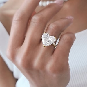 9 Carat Heart Diamond Engagement Ring, Heart Shaped Diamond Ring, CVD Lab Grown Diamond Engagement Ring IGI Certified, Heart Diamond Ring
