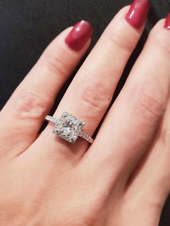 Corte princesa de 2 quilates certificado IGI anillo de compromiso de diamantes CVD Lab de corte princesa de 2CT anillo de diamantes con halo anillo de compromiso de diamantes cuadrados Etsy Mexico
