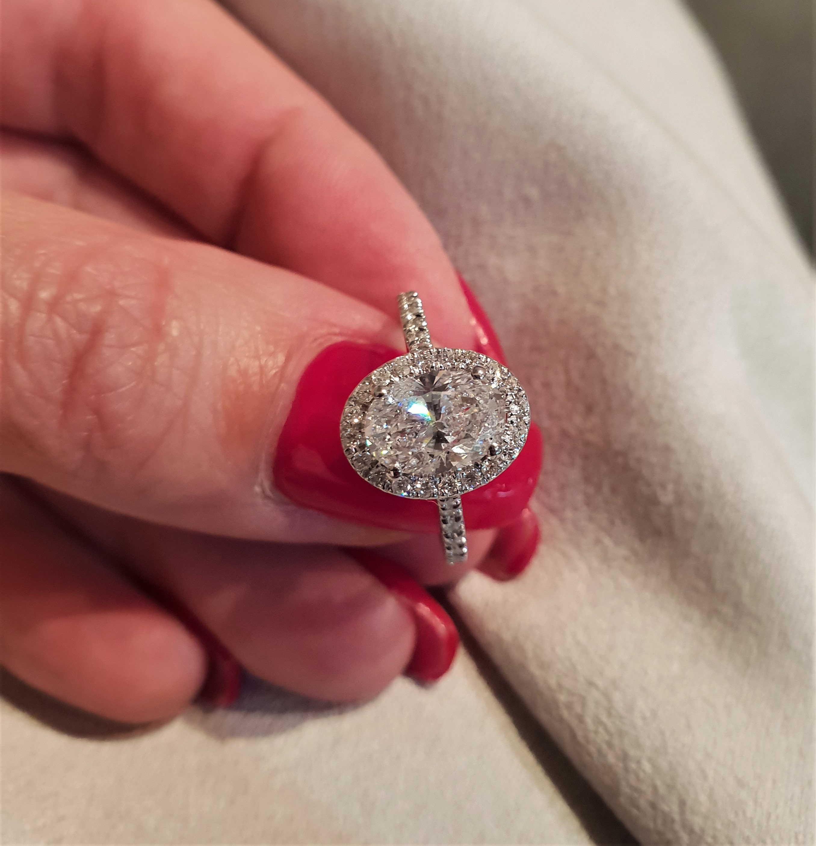 2.70 Carat Oval Diamond Engagement Ring Oval Cut Engagement Etsy